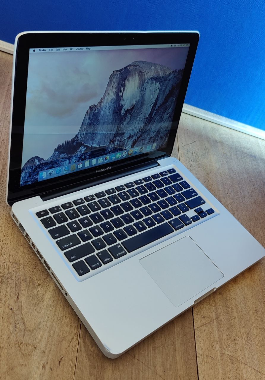 Refurbished Apple MacBook Pro 13" Core i7 2.8GHz 8GB RAM 256GB SSD (Mid 2012) Laptop Silver + Bag
