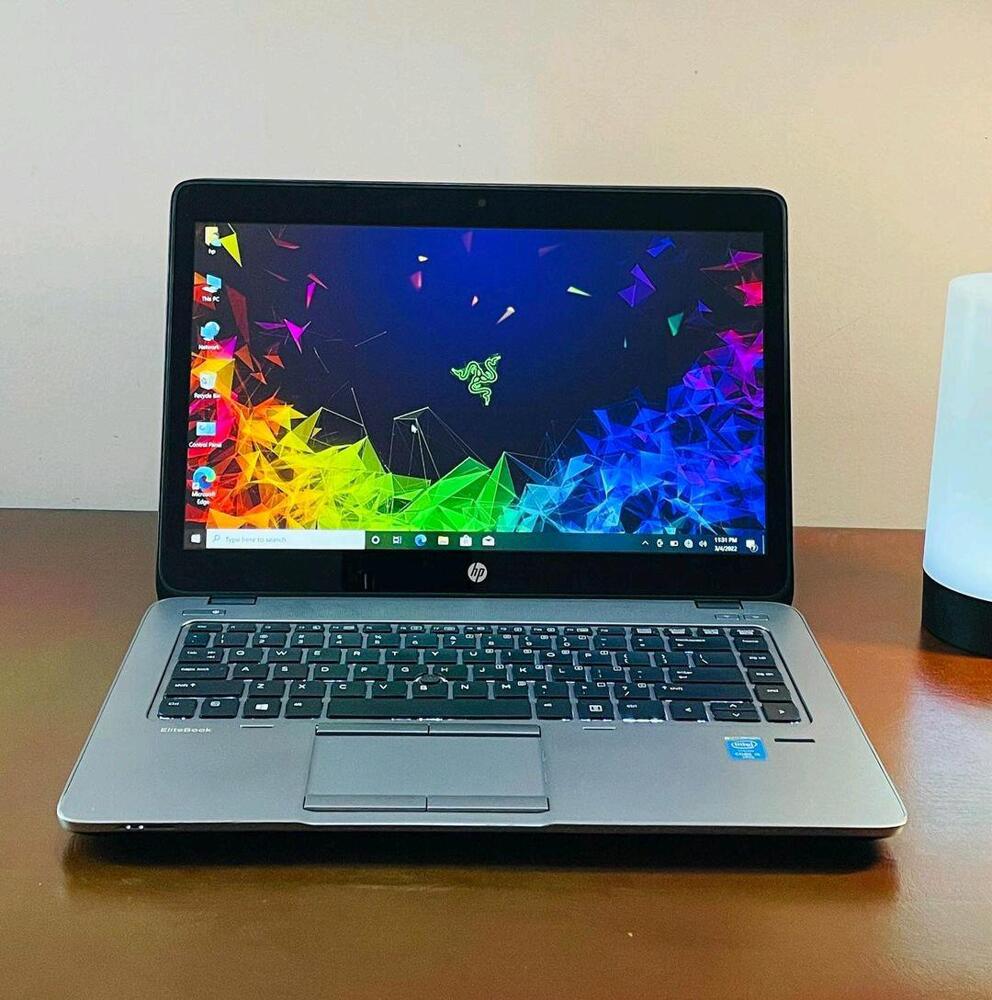 Refurbished HP EliteBook 840 G1 8GB RAM 256GB SSD 14 Inch Touchscreen Intel Core i5 4th Generation Windows 10 Pro Slim Laptop + Bag