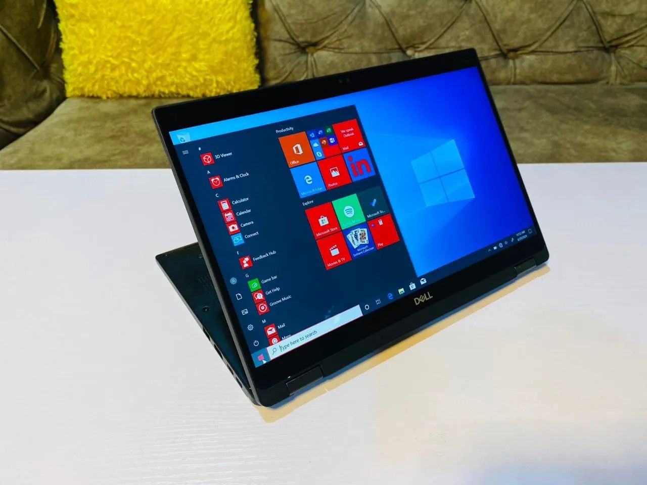 Refurbished  DELL Latitude 7390 X360 Core i5 8th Gen 8GB RAM 256GB SSD 13.3 Inch FHD Touchscreen 2 in 1 Convertible Windows 11 Laptop + Bag