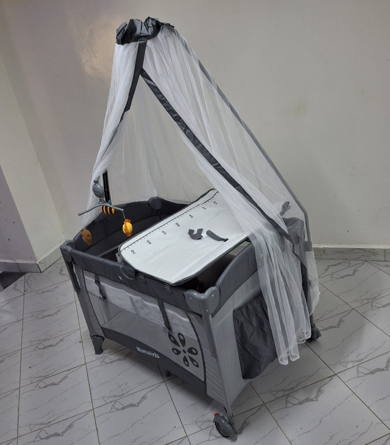 Baby cosleeper playpen