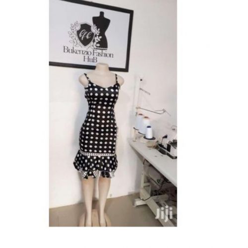 Brown Female Full Body Female Mannequin / Dummy Armless