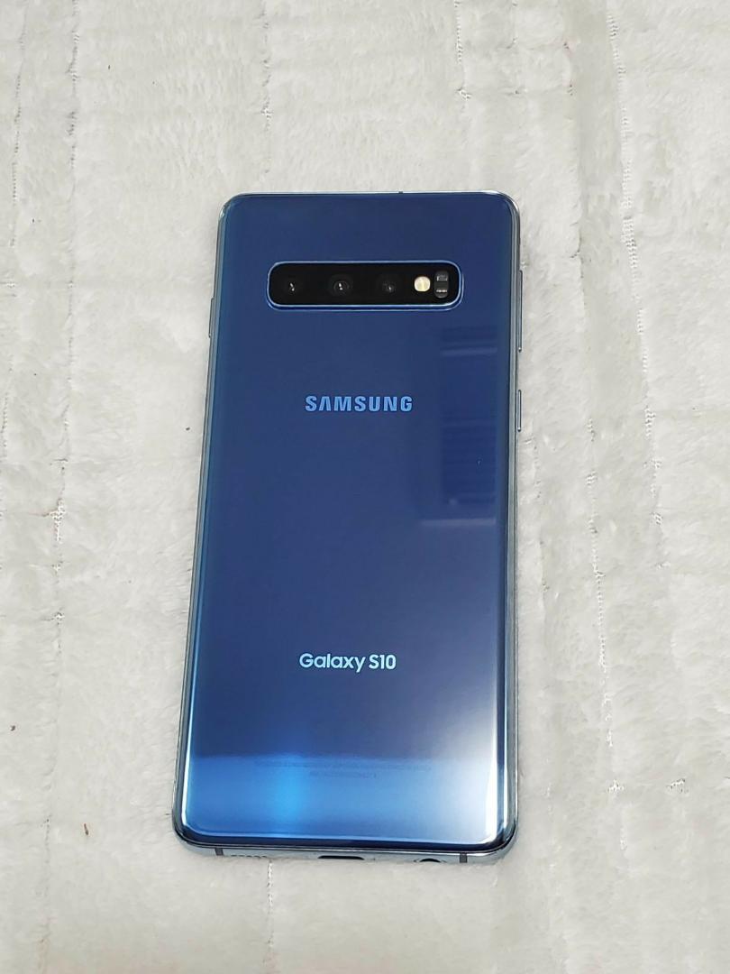 Samsung Galaxy s10 (refurbished) single sim with 8gb ram and 128 gb rom, no dot or line on screen, clean piece, face unlock ,without fingerprint