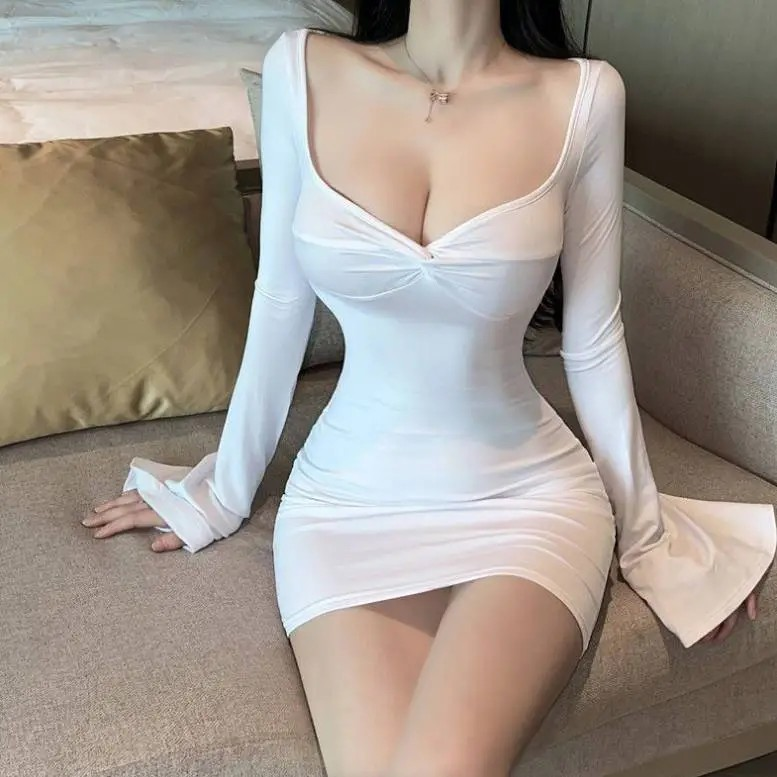 Sexy flared sleeves, square collar, hip hugging short skirt, women's jumpsuit, fashionable temperament, versatile in the workplace, Instagram style skirt