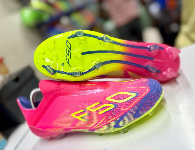 F50 Elite Laceless Firm Ground soccer trainers