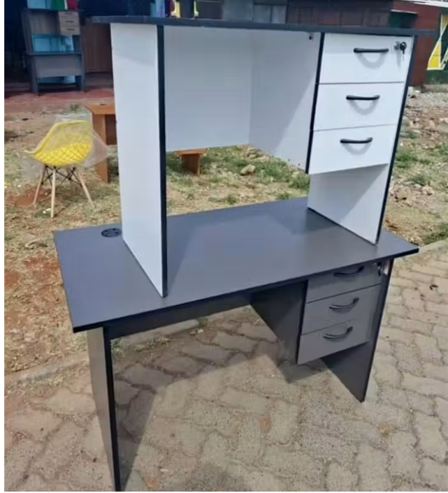 1 Meter Office And Study Desks White. - Ideal for home and office use durable Good Posture Comfortable Ideal for home and office use durable