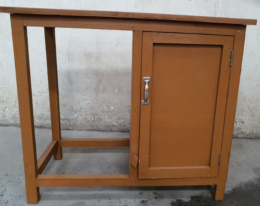 (New year sale offer price)Modern strong and classic kitchen table,Wooden strong Kitchen table with racks. suitable for 6KG cooking Meko.as picture