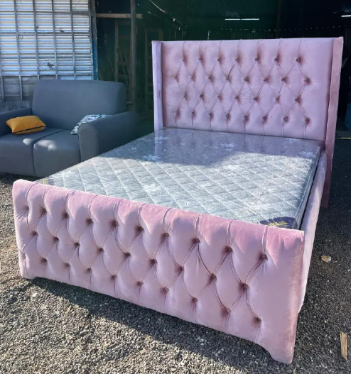 PROMOTION】Modern Chester Beds Velvet Bed Frame High Quality Durable Beds Vertical Panel Design with Golden Accents