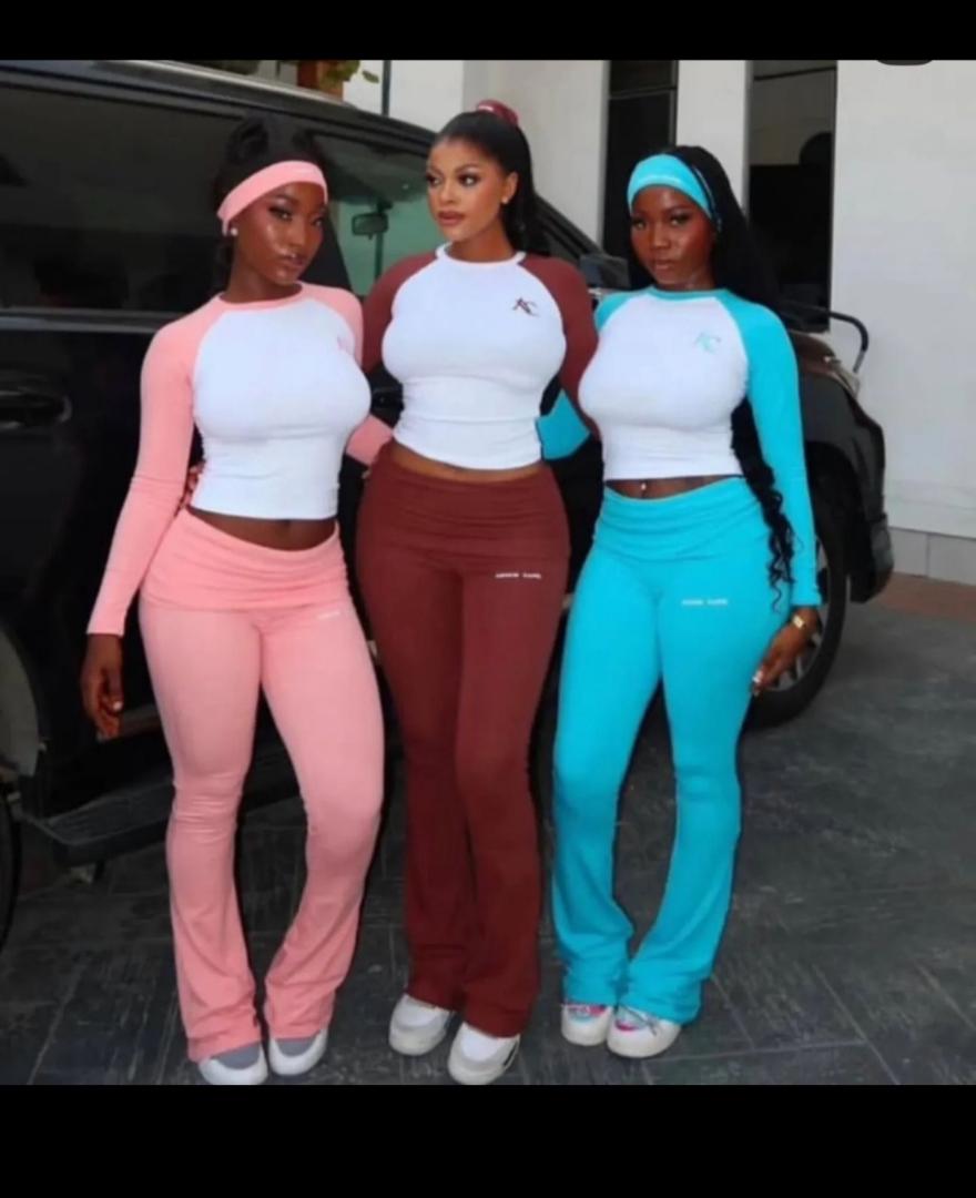 Women's 2-Piece Lounge Set – Crop Top & High-Waisted Flared Pants