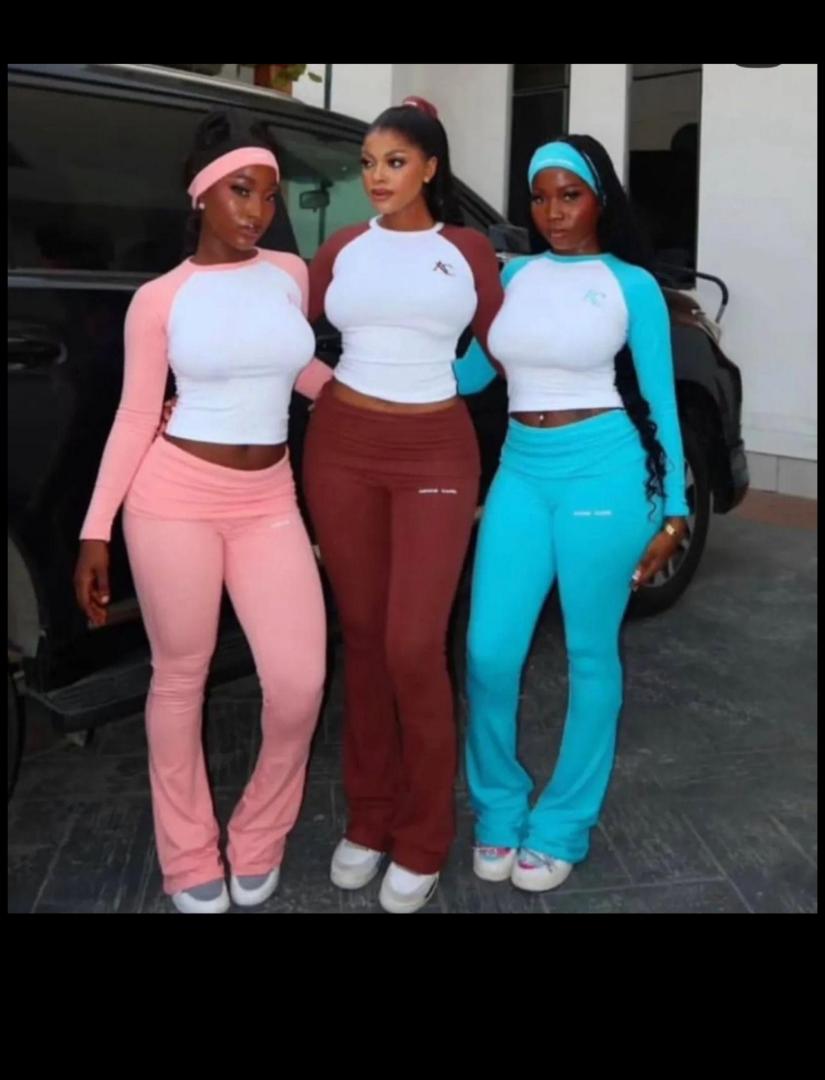 Women's 2-Piece Lounge Set – Crop Top & High-Waisted Flared Pants