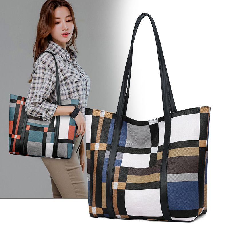 Tote bag, women's bag, spliced leather large capacity bag, 2025 new fashion, spring and summer women's single shoulder handbag