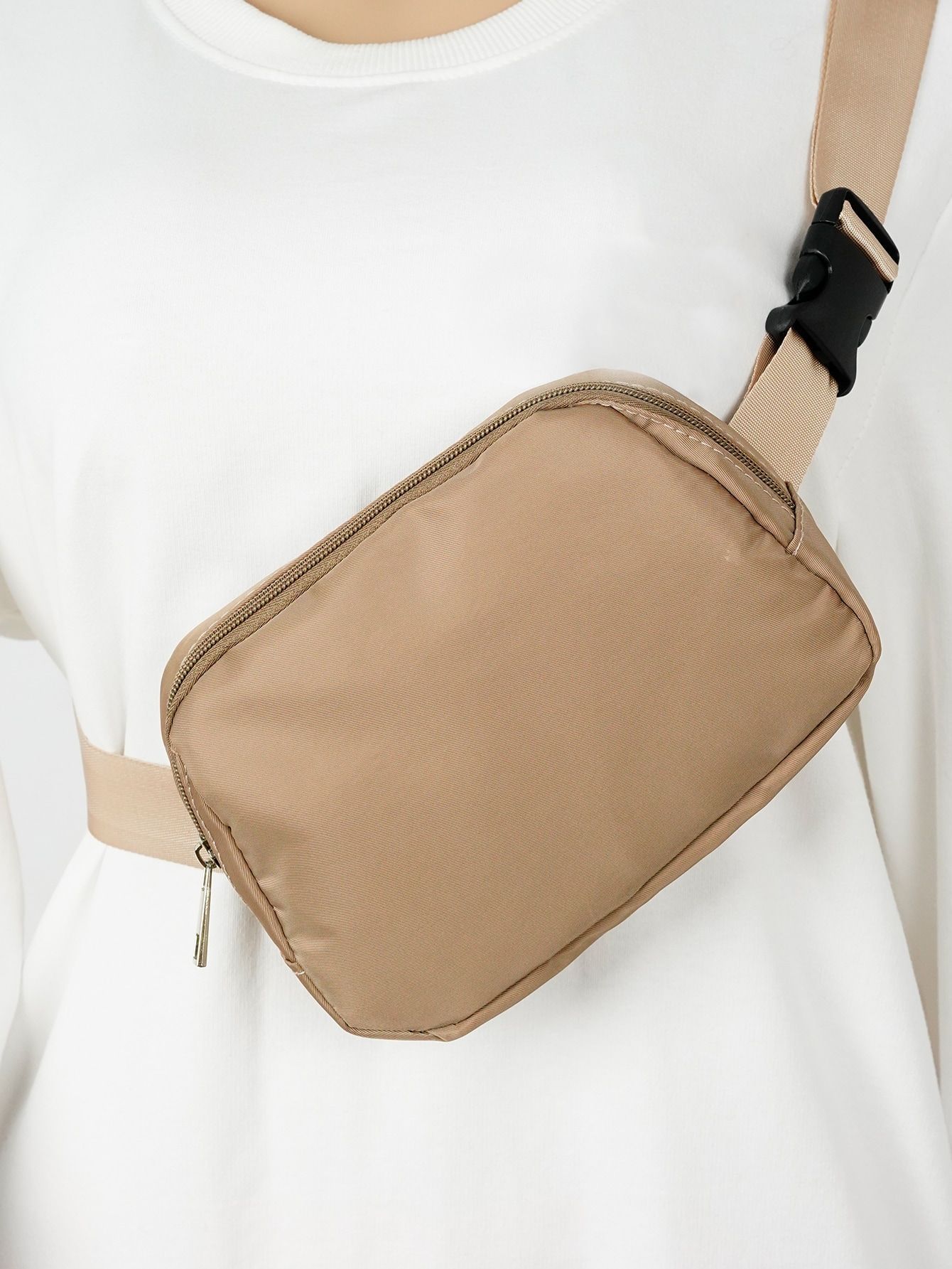 Popular women's waist bag, crossbody chest bag, men's and women's fashionable nylon waterproof sports waist bag