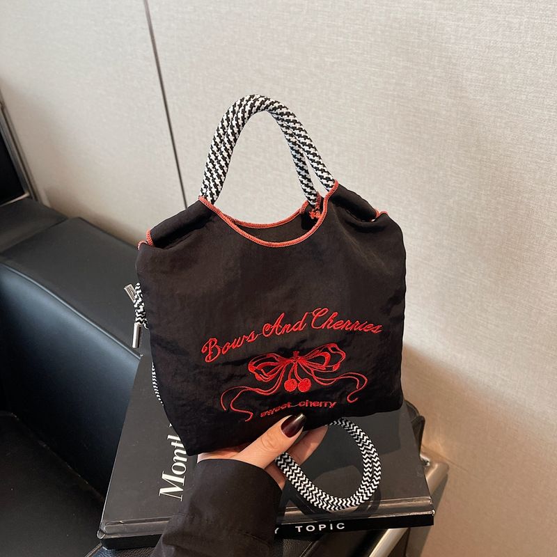 Bag for women 2025 new large capacity tote small shoulder bag butterfly embroidery handbag niche trend single shoulder crossbody bag