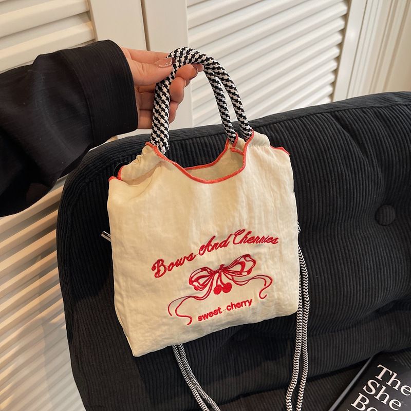 Bag for women 2025 new large capacity tote small shoulder bag butterfly embroidery handbag niche trend single shoulder crossbody bag