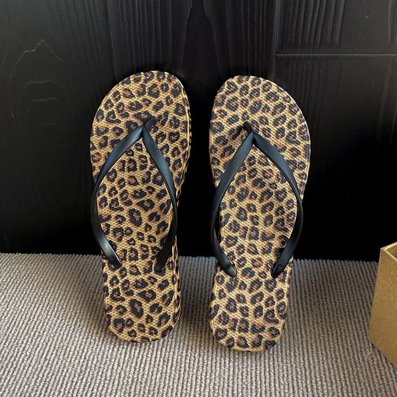 Red flower flip flops for women wearing summer new soft soled anti slip leopard print clip on sandals