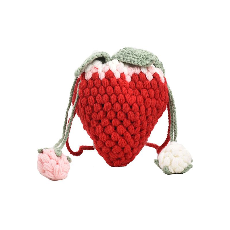 Finished crocheted yarn strawberry bag, cute new women's bag, trendy and creative woven bag, fashionable single shoulder crossbody bag