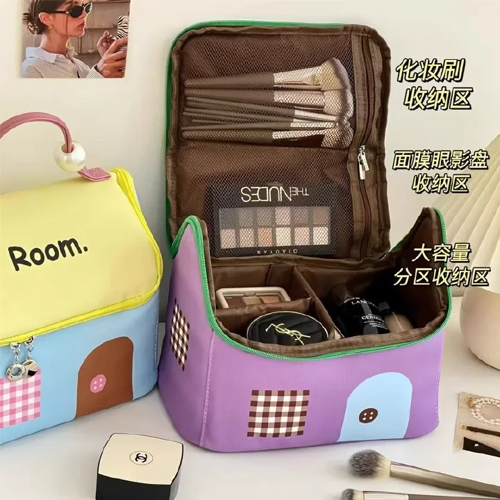 Makeup bag for women, portable toiletry bag, large capacity dopamine cartoon multifunctional handheld waterproof travel storage bag