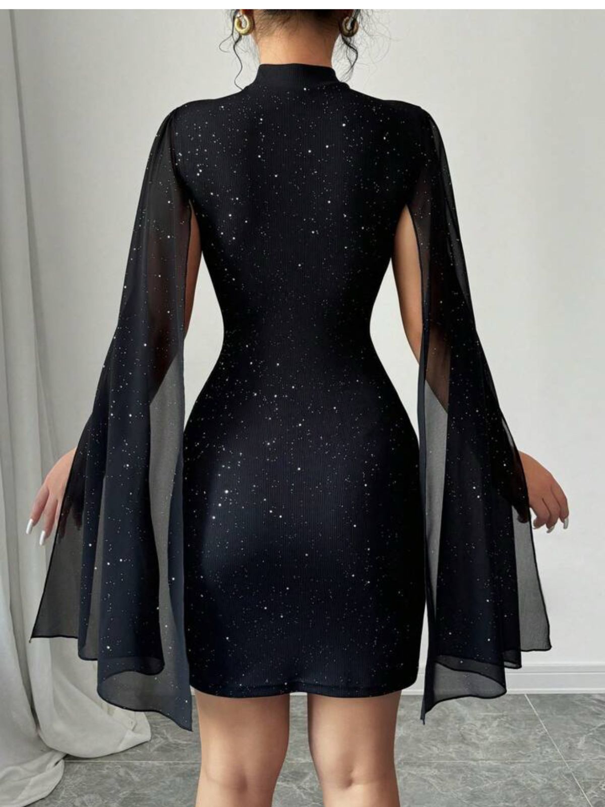 ✨ Turn heads in this stunning short sexy pencil dress that combines sultry shine with luxurious comfort. The sleek, glossy exterior hugs your curves with a polished, figure-flattering silhouette