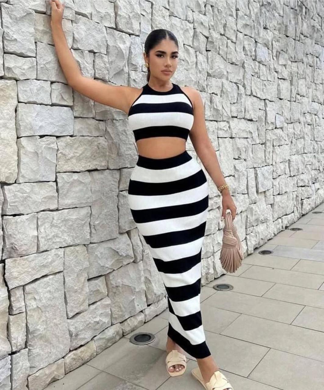 Women’s 2-Piece Knit Skirt Set – Long Sleeve Crop Top & High-Waist Bodycon Skirt | Stylish Co-Ord for Parties, Brunch & Streetwear Fashion