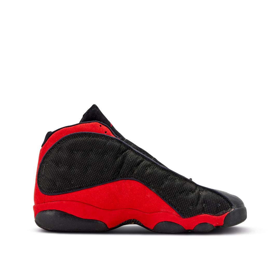 ORIGINAL AIR JORDAN  13 CLASSY RETRO, BLACK WHITE CUSTOMIZED JORDAN, COLOUR BLACK ,HIGH QUALITY SNEAKERS. JORDAN Best shop for Airforce, Air jordan, Airmax tn, Air force sneakers)💥💯