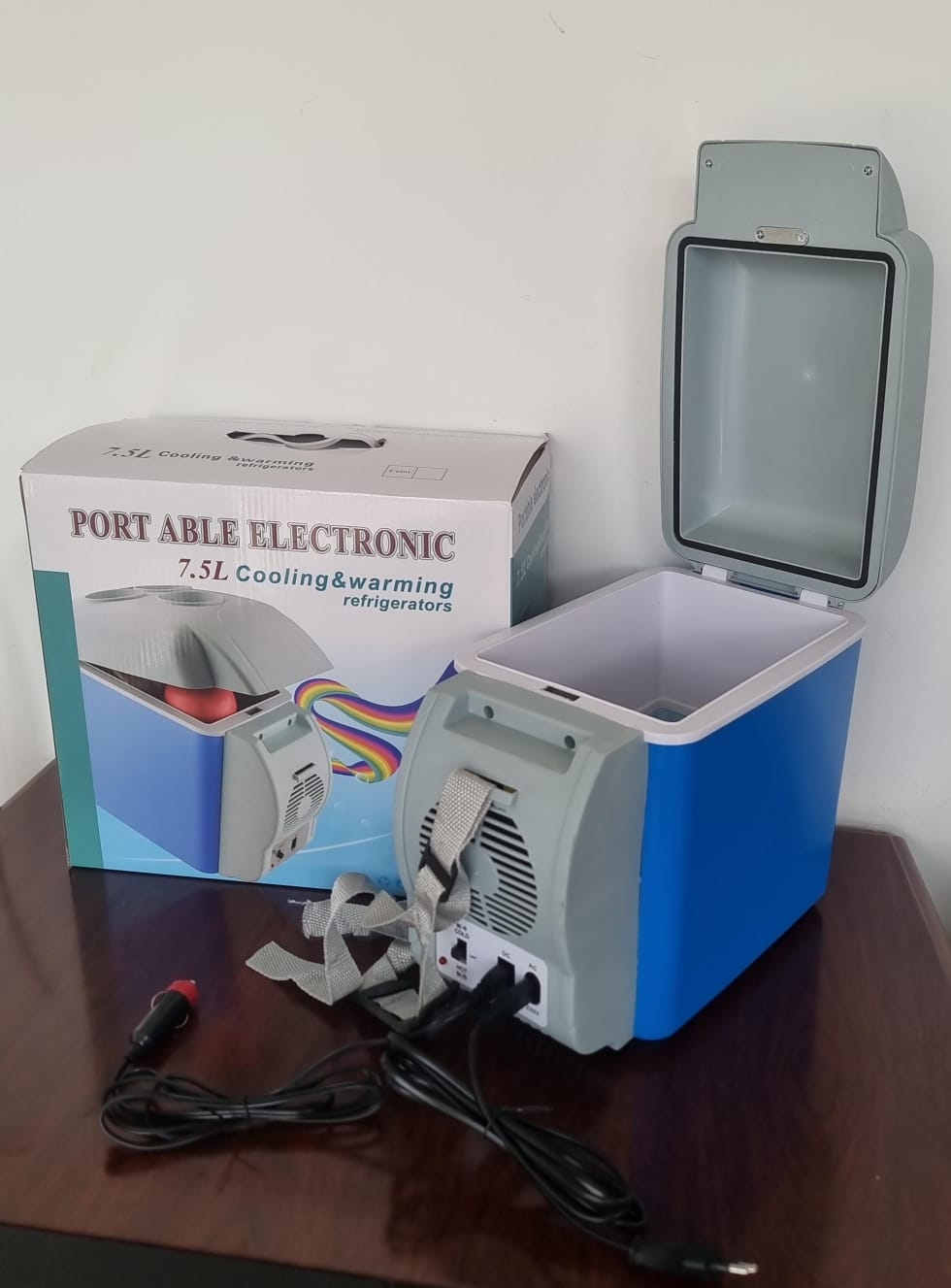 7.5L Portable car fridge /cooler box (car cigar DC power or AC Power) ,Portable 7.5L Mini Auto Fridge Car Refrigerator Multi-Function Home cooler