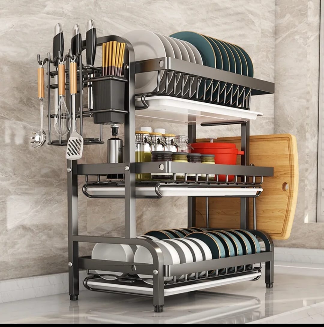 🧏🏻‍♀️ Clearance Sale👨🏼‍🚀3 Tier High Quality Carbon Steel Dish Rack.Made with heavy-duty stainless steel
Long-lasting
Descent size
Capable of holding quite a large number of dishes, utensils & cut