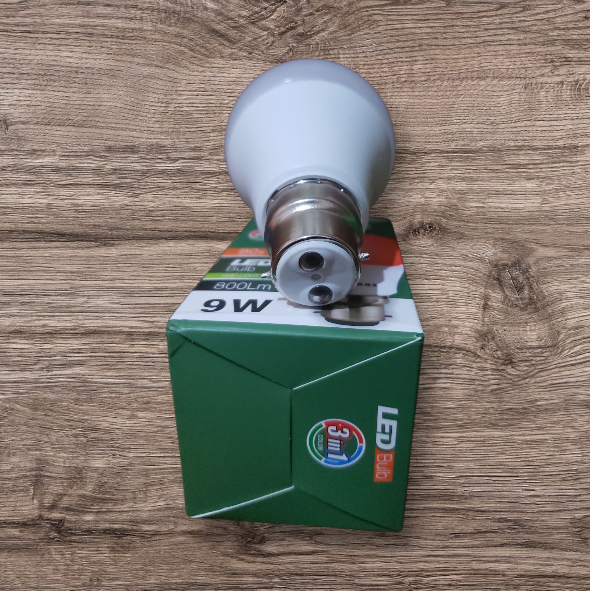 NEW SALES Vell max 9 Watts 3 Colour Changing LED Bulb