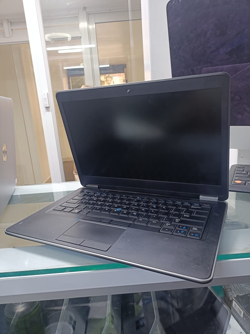 Dell Latitude 7440 | Professional Laptop with High-Speed Core i7, 8GB RAM & 500GB Storage | Perfect for Multitasking VERY PORTABLE