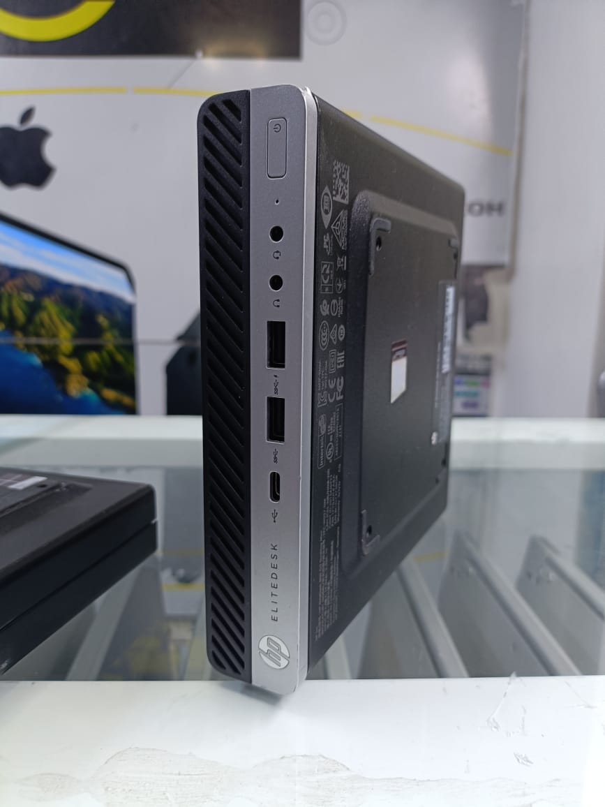 REFUBLISHED HP ELITEDESK 800 G3 DESKTOP  COI5 7TH GENERATION 8GBRAM 256GBSSD
Performance: Reliable and efficient for business, home office, and everyday computing needs
