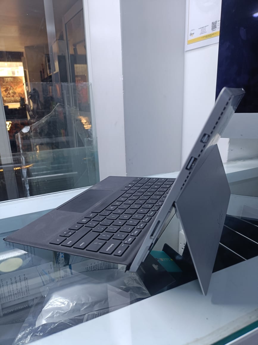 MICROSOFT SURFACE PRO 3 COI5 4TH GENERATION 4GBRAM 128GSSD DETACHABLE
 A versatile 2-in-1 device that combines the portability of a tablet with the functionality of a laptop.