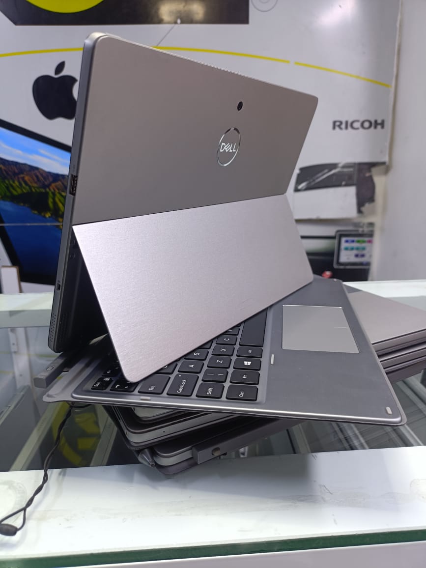 REFURBLISHED DELL LATITUDE 7200 2IN 1 COI5 8TH GENERATION 8GBRAM 256GBSSD TOUCH SCREEN  WITH STYLUS PEN
Long warranty and solid productivity performanceSturdy build, full TB3, micro‑SD, LTE options