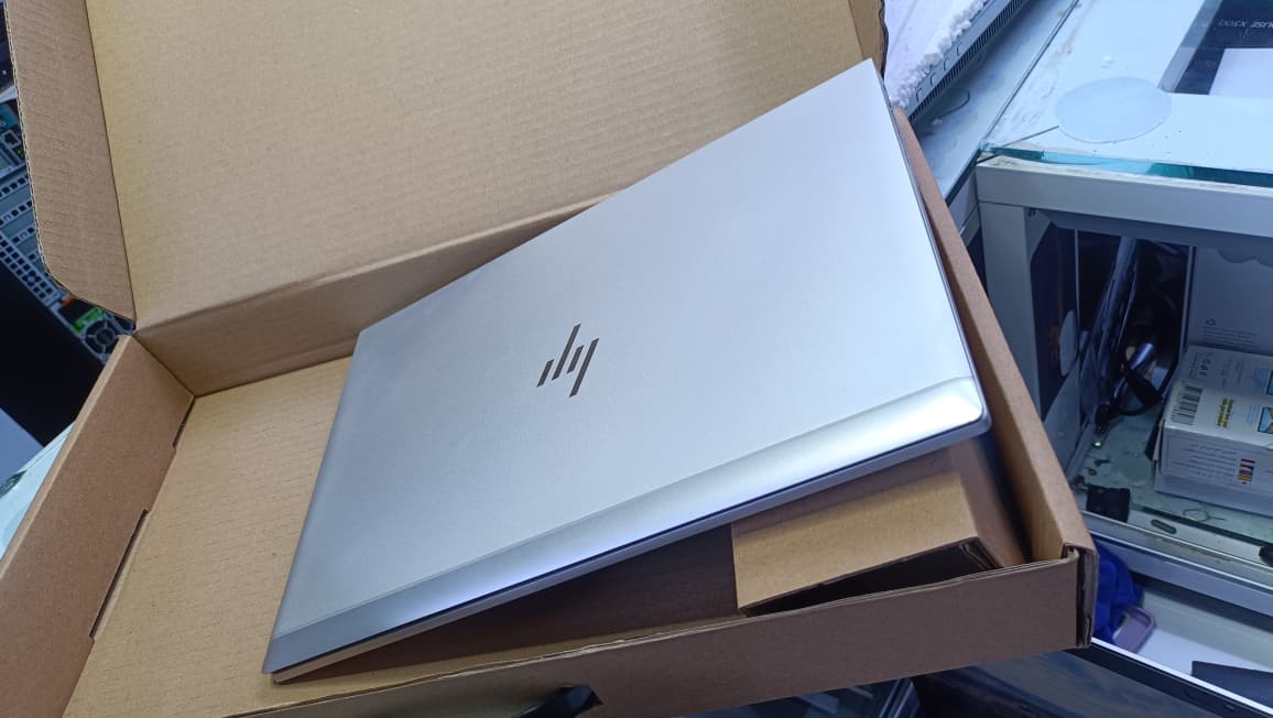 HP EliteBook 840 G7 Intel Core i7-10510U 16GB RAM 512GB SSD (10th Generation) 14″ Full HD Windows 11 Pro Silver: