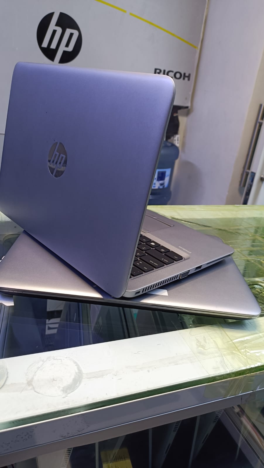 HP EliteBook 820 G4 Core i7 7th Gen 8GB RAM 256GB SSD 12.5” FHD Ultra-Light Business Laptop – Backlit Keyboard, Type-C, Windows 11 Pro