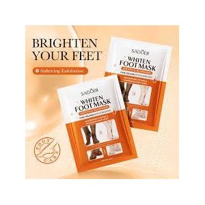 SADOER Vitamin C & Niacinamide Foot Mask Lightening Dark Feet & Whitening Very Moisturizing Foot Mask For Dark Knuckle Foot Mask 35g (two In The Pack)