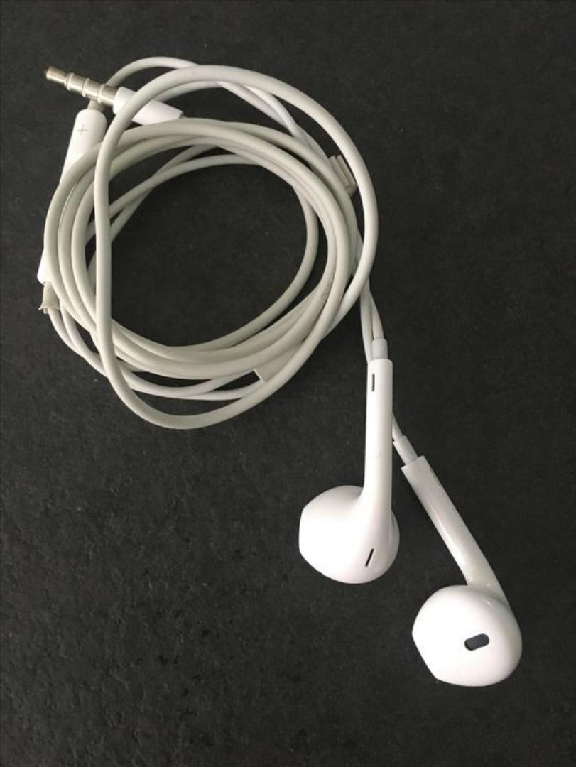 Wired Original headphones 3.5mm earphones used in mobile phone and tablets