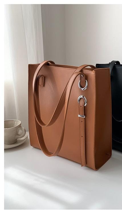 Large Capacity Ladies leather handbags, Women Laptop Handbag travel vacation bag weekend bag.