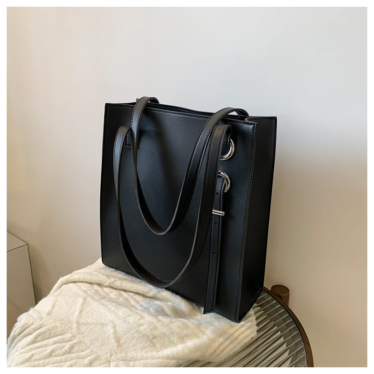 Large Capacity Ladies leather handbags, Women Laptop Handbag travel vacation bag weekend bag.