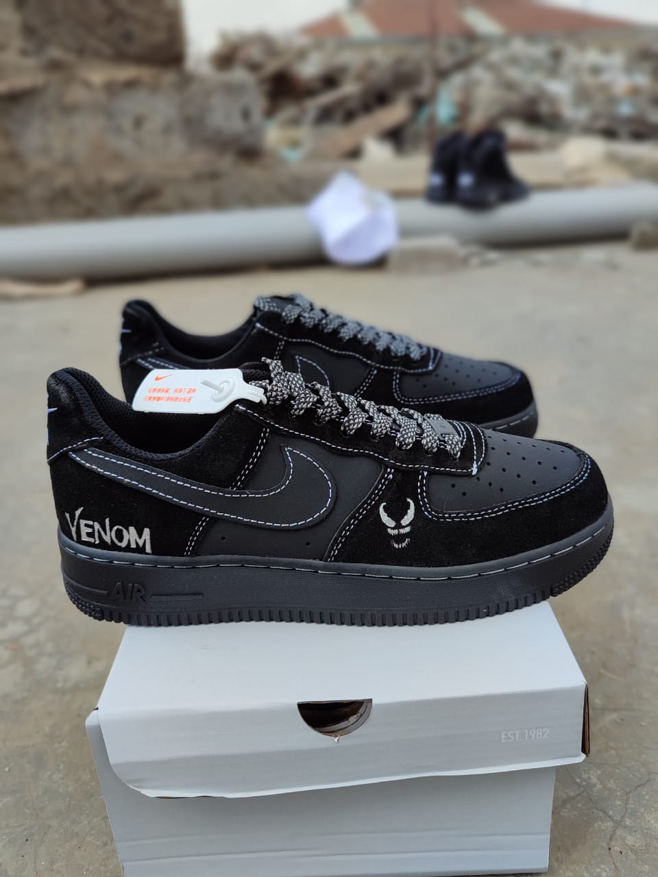 NEW IN AIRFORCE 1 X VENOM BLACK Men's Shoes Sneakers Black unisex shoes best quality sneakers.