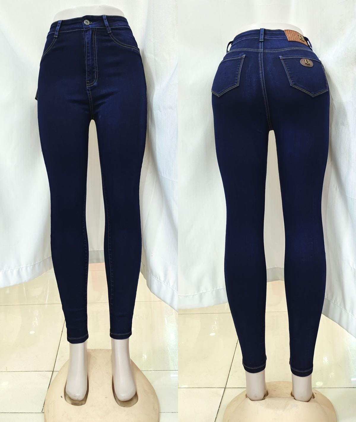 LADIES PLAIN BEAUTIFUL JEANS TROUSERS BEST QUALITY AND FASHIONABLE.