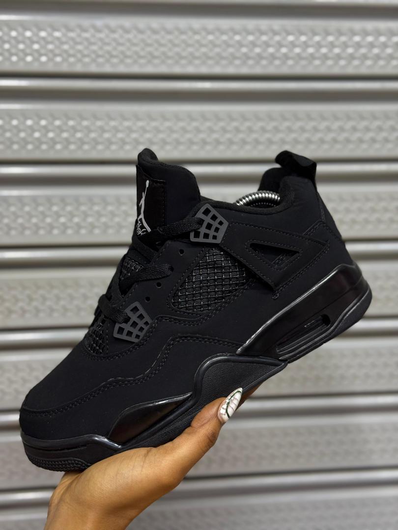 Jordan 4. Original J4 sneakers Black. sizes 38-45