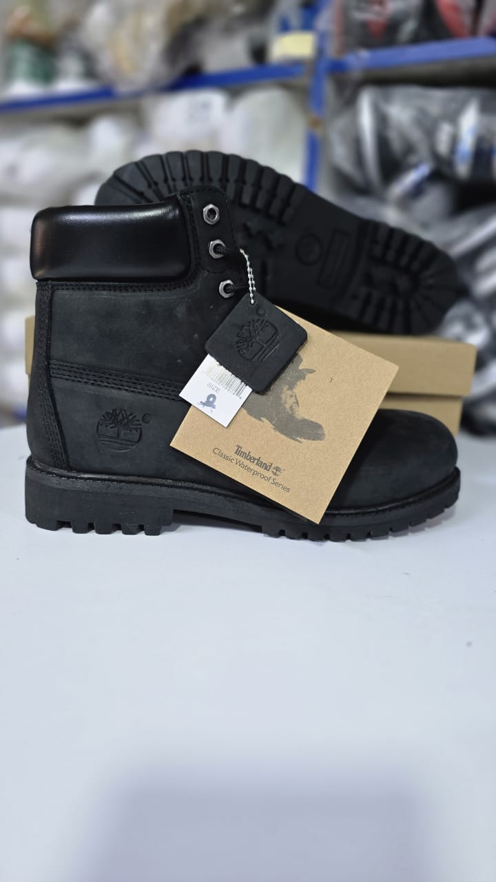 🔥  BLACK LEATHER TIMBERLAND BOOTS
Description:
 Timberland boots made from premium black genuine leather for durability and all-day comfort. Designed with a strong rubber 🔥
