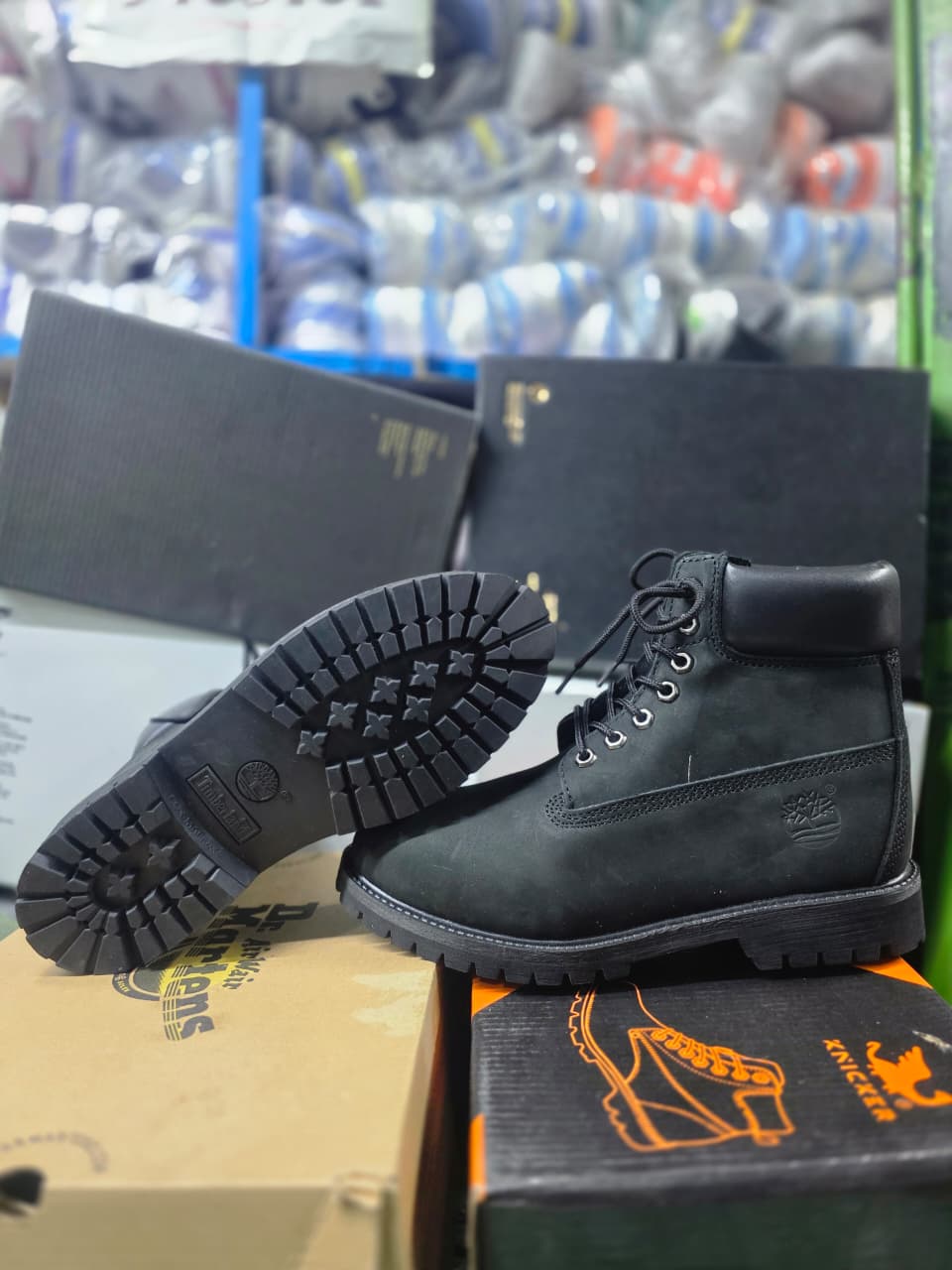 🔥  BLACK LEATHER TIMBERLAND BOOTS
Description:
 Timberland boots made from premium black genuine leather for durability and all-day comfort. Designed with a strong rubber sole. 💯