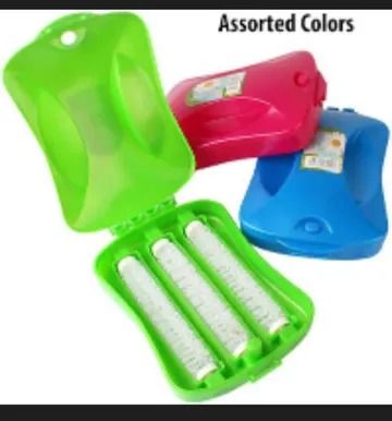 Manual carpet brush mini vacuum cleaner Manual carpet brush vacuum cleaner, no electricity and no batteries meaning it can be used in any setting Handheld brush which can be used anywhere