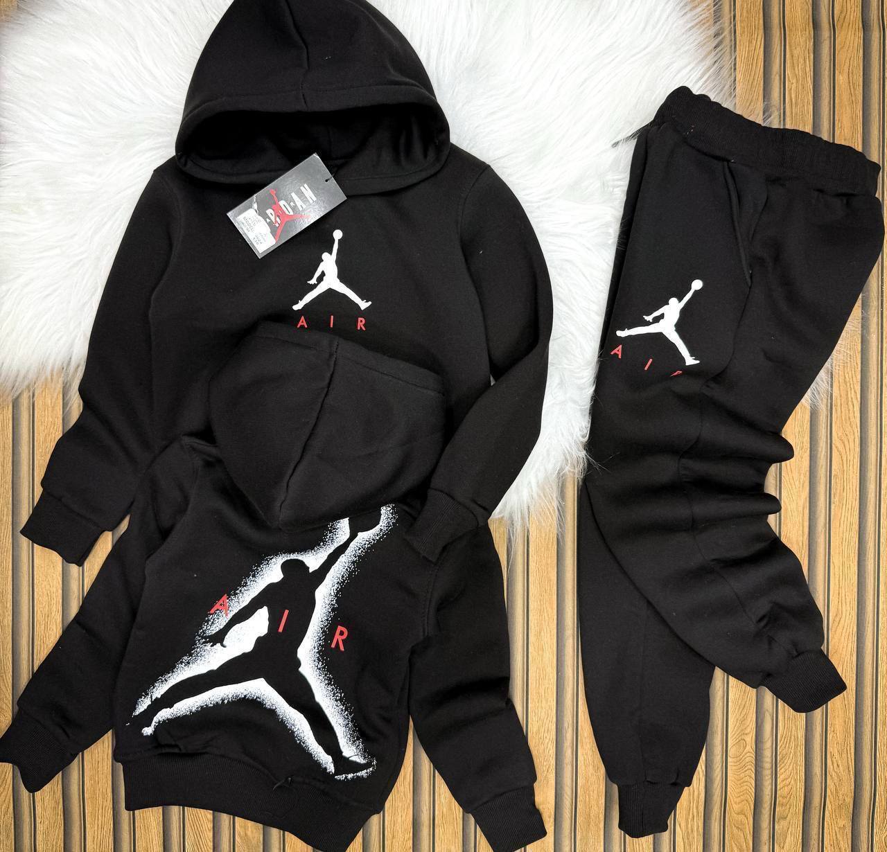 Air fashion Sustainable Kids Tracksuit
