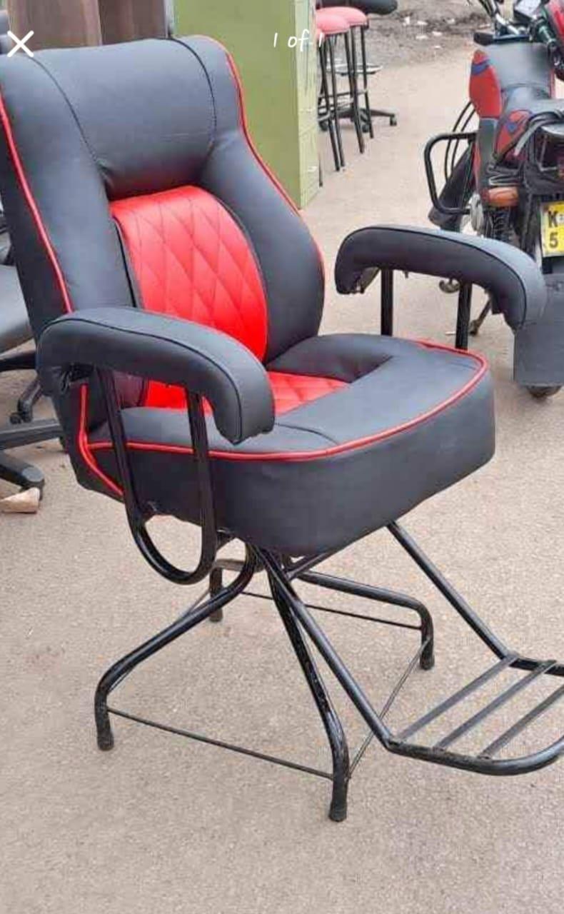 Simple Barber Chair