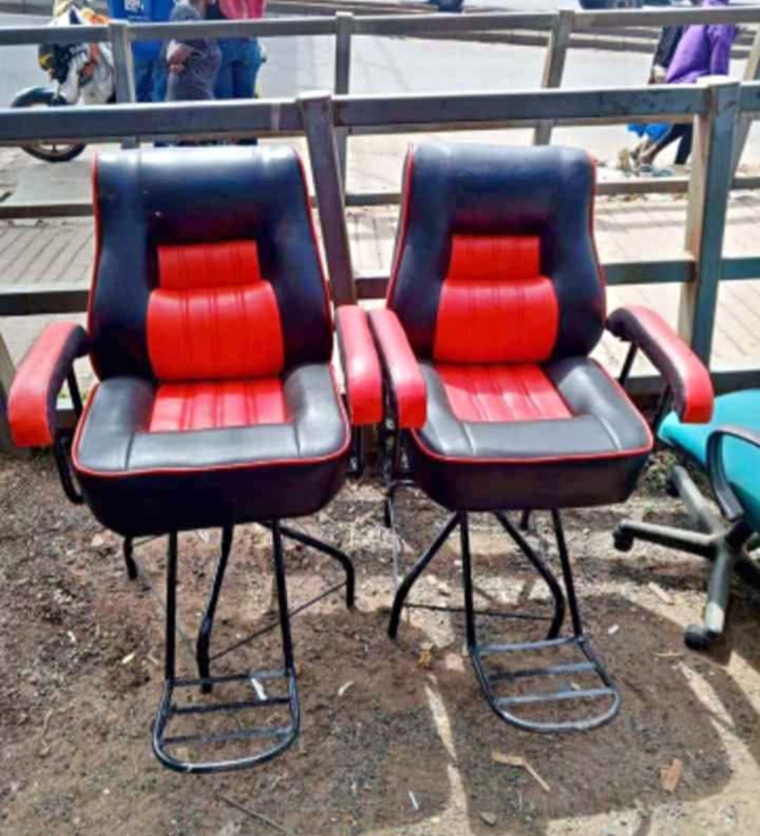 Simple Barber Chair