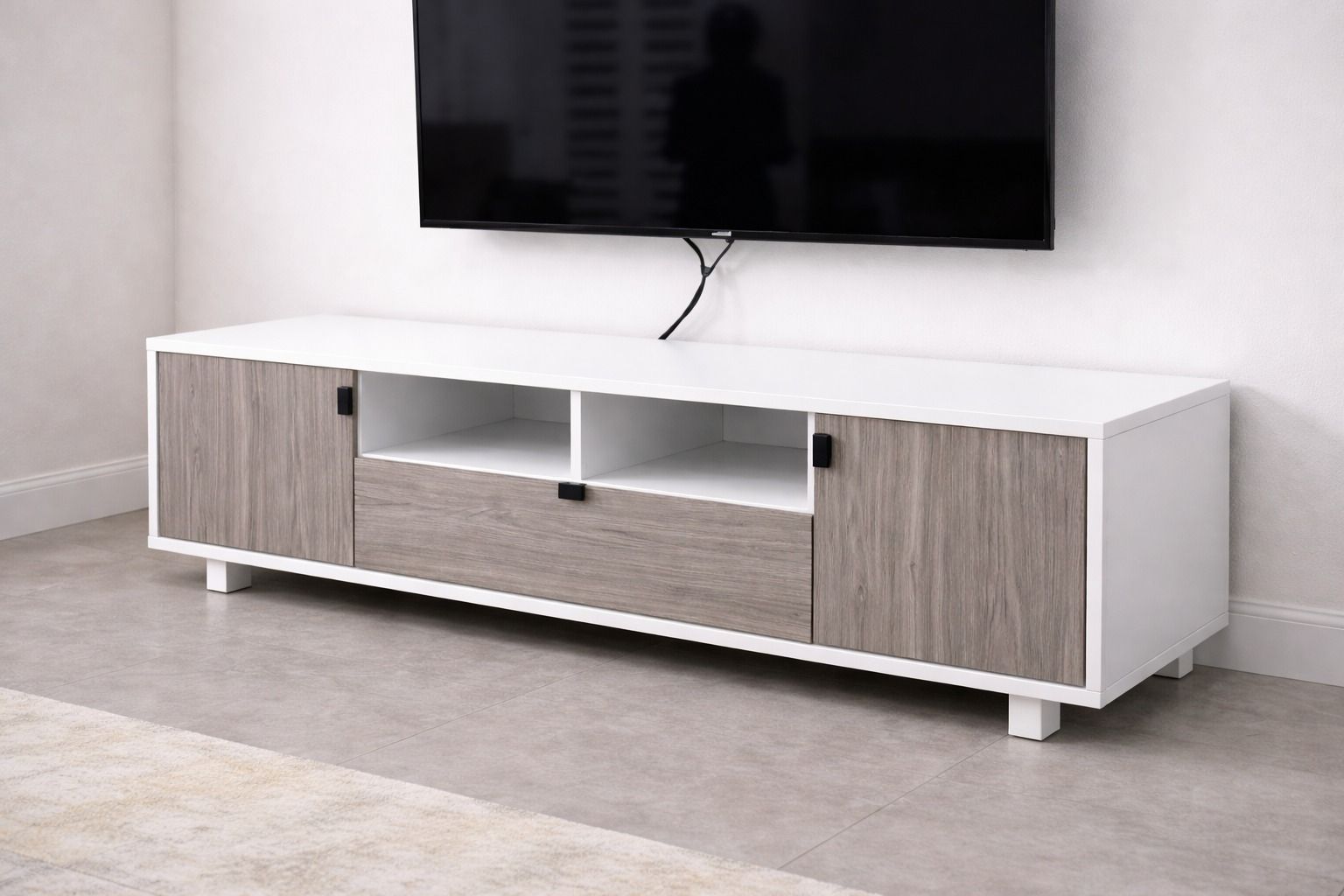 Contemporary Scandinavian-Style TV Stand – Large Media Console with Dual Wood-Grain Cabinets & Center Storage Drawer
