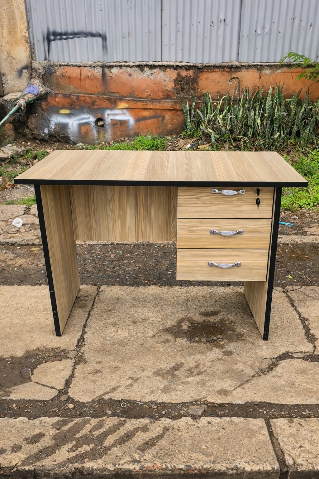 1Mtr Office Desk with 3 Storage Drawers – Computer & Workstation Desk