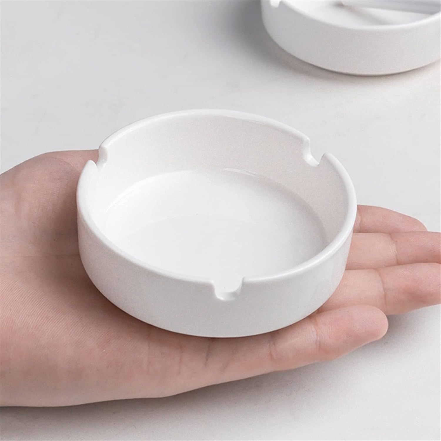 1 pc Ceramic Ash tray Ashtray,Ceramics Desktop Without Lid Ashtray Cool Ash Tray Outside Ashtray for Cigarettes and Cigars Outdoor Indoor for Patio Office and Home Decor