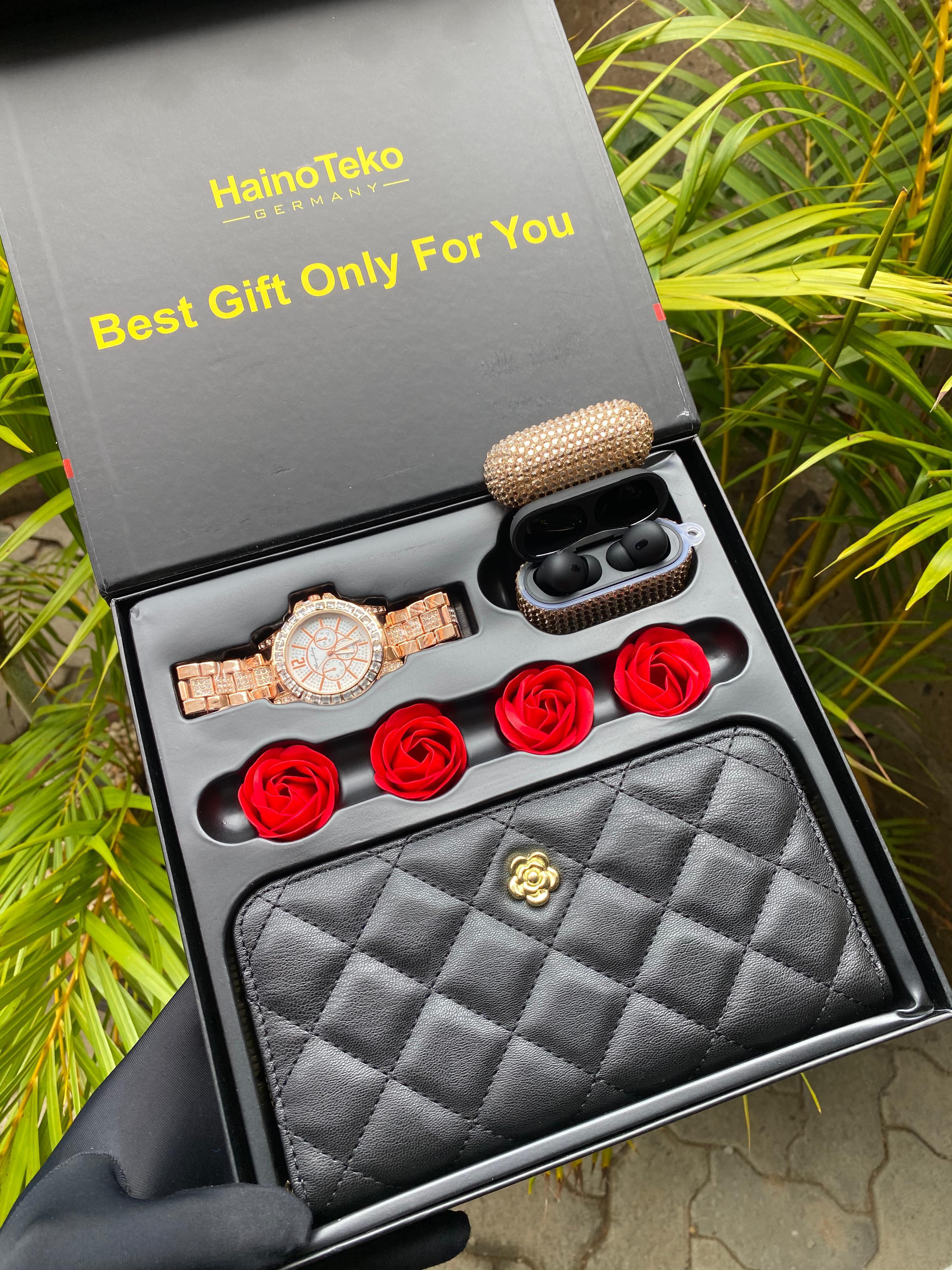 🌹❤️VALENTINES LADIES GIFT PACK 🌹❤️💐High Quality Earbuds 💐Ladies Watch 💐Purse/Wallet💐Preserved Roses💐Gift Card & Gift Bag 🥰Pink&Black