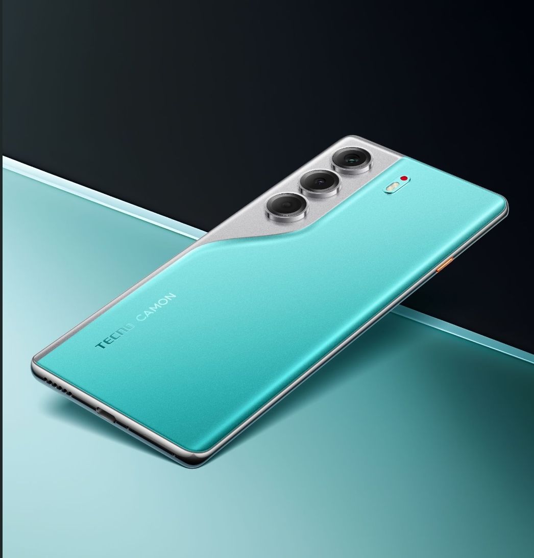 [New Arrival] Tecno Camon 40 Pro 256GB ROM+8GB RAM 6.78" 120Hz AMOLED Display 50MP+50MP Camera Corning Gorrila Glass 7i IP68/69 Dust/Water Resistant 5200mAh Battery MTK Helio G100 Ultimate Smart Phone